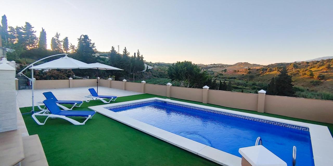 Villa Del Carmen Almayate Alto Eksteriør bilde